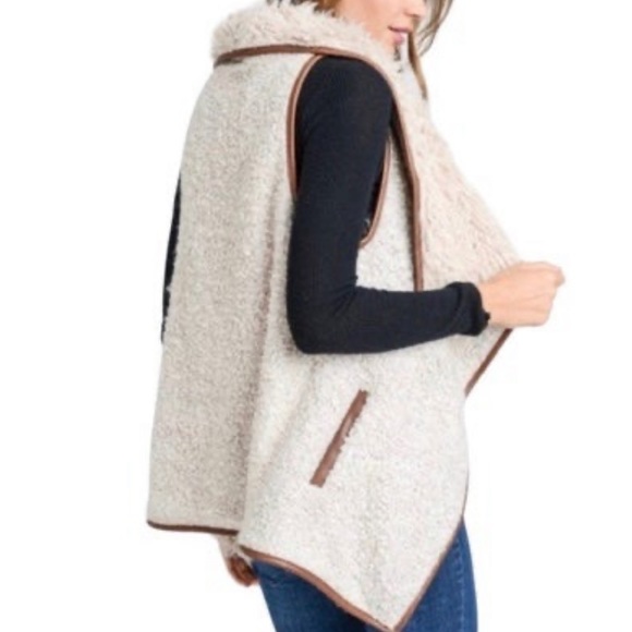 Anthropologie Love Tree Teddy Faux Fur Leather Vest - Picture 9 of 9